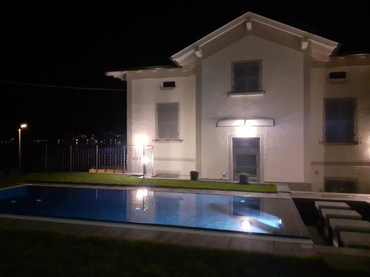 White Suite - Jacuzzi, Swimming Pool & Lake View 레체노 외부 사진